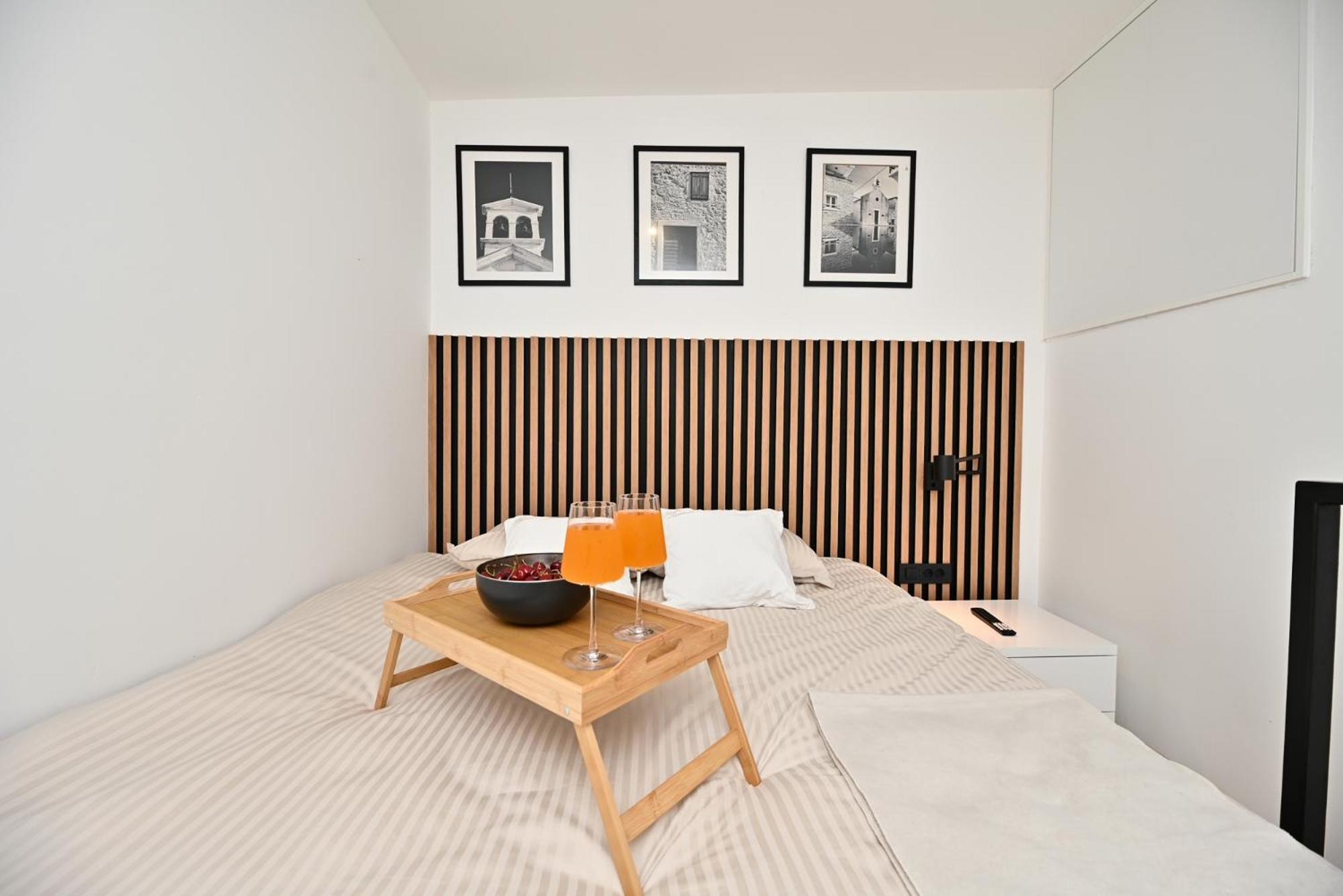 Kinda Apartment *